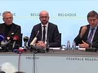 Foto: Premier Charles Michel heeft meer uitleg gegeven over de verhoging van het dreigingsniveau in Brussel. Die verhoging kwam er na precieze aanwijzingen voor nieuwe aanslagen met wapens en explosieven, vergelijkbaar met de aanslagen in Parijs. Belga.